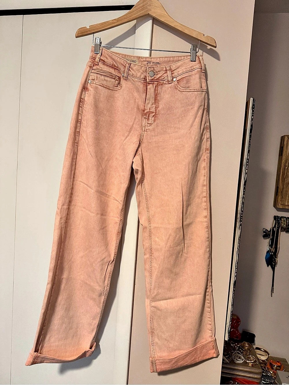 Pilcro Straight Leg Jeans in Pink Waist 25